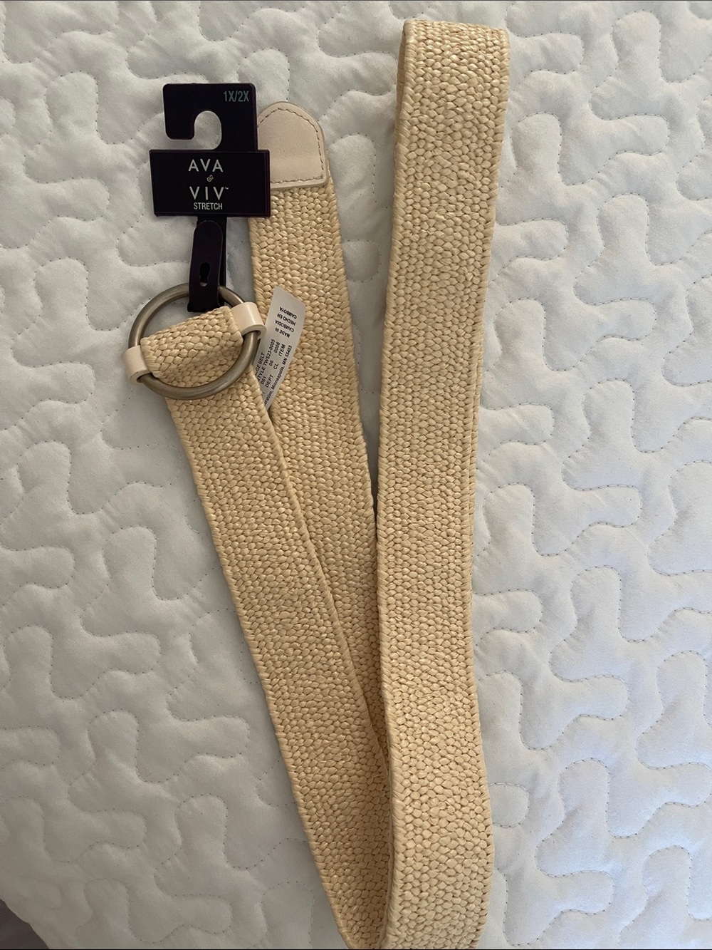 Ava & Viv Light Beige Stretch Belt with Pewter Buckle Size 1X-2X NWT - Picture 3 of 6